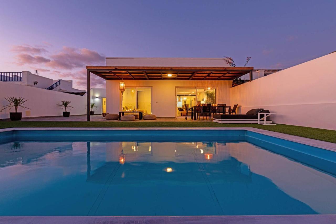 Villa Natalia By Villa Plus Playa Blanca  Exteriör bild